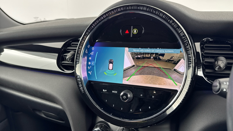 MINI Hatchback 135kW Cooper S Level 2 33kWh 3dr Auto Electric Hatchback